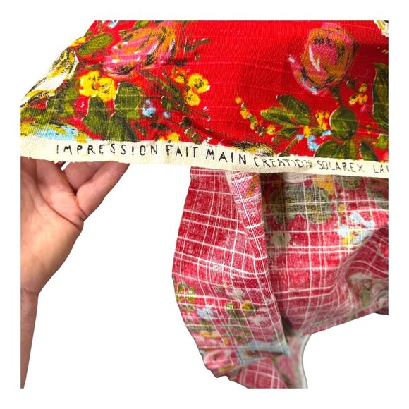 Vtg Floral Curtain Kitchen Mod Fabric 1 yard Solarex Lavable Lumiere Red White - Picture 4 of 6